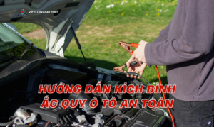 Hướng Dẫn Kích Bình Ắc Quy Ô Tô An Toàn: Giải Quyết Xe Hết Điện Đột Ngột